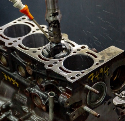 Honanje bloka motora